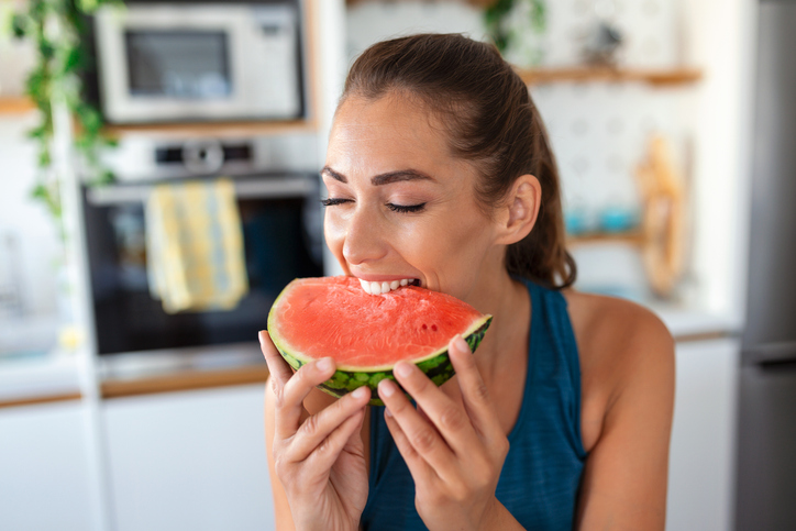 <strong>Mudanças alimentares no verão: dicas para seguir uma dieta mais leve</strong>